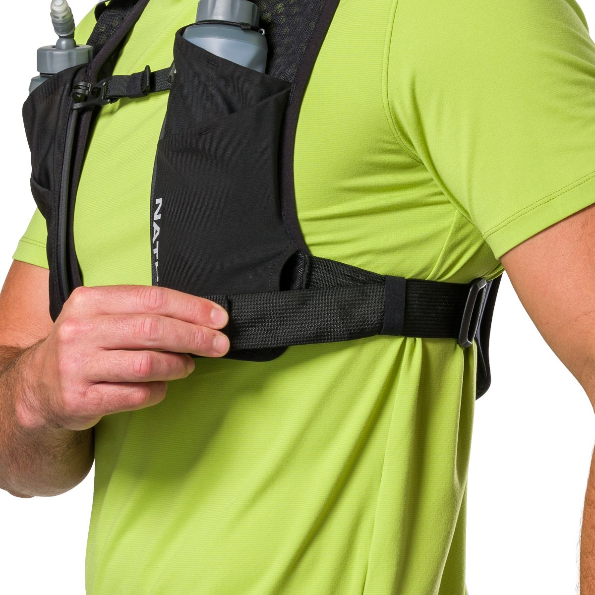 Nathan Quickstart 3.0 4L Hydration Vest inc 2 soft flasks Black
