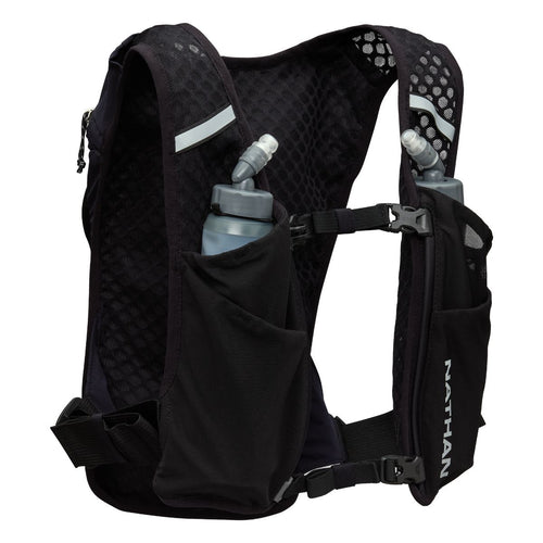 Nathan Quickstart 3.0 4L Hydration Vest inc 2 soft flasks Black